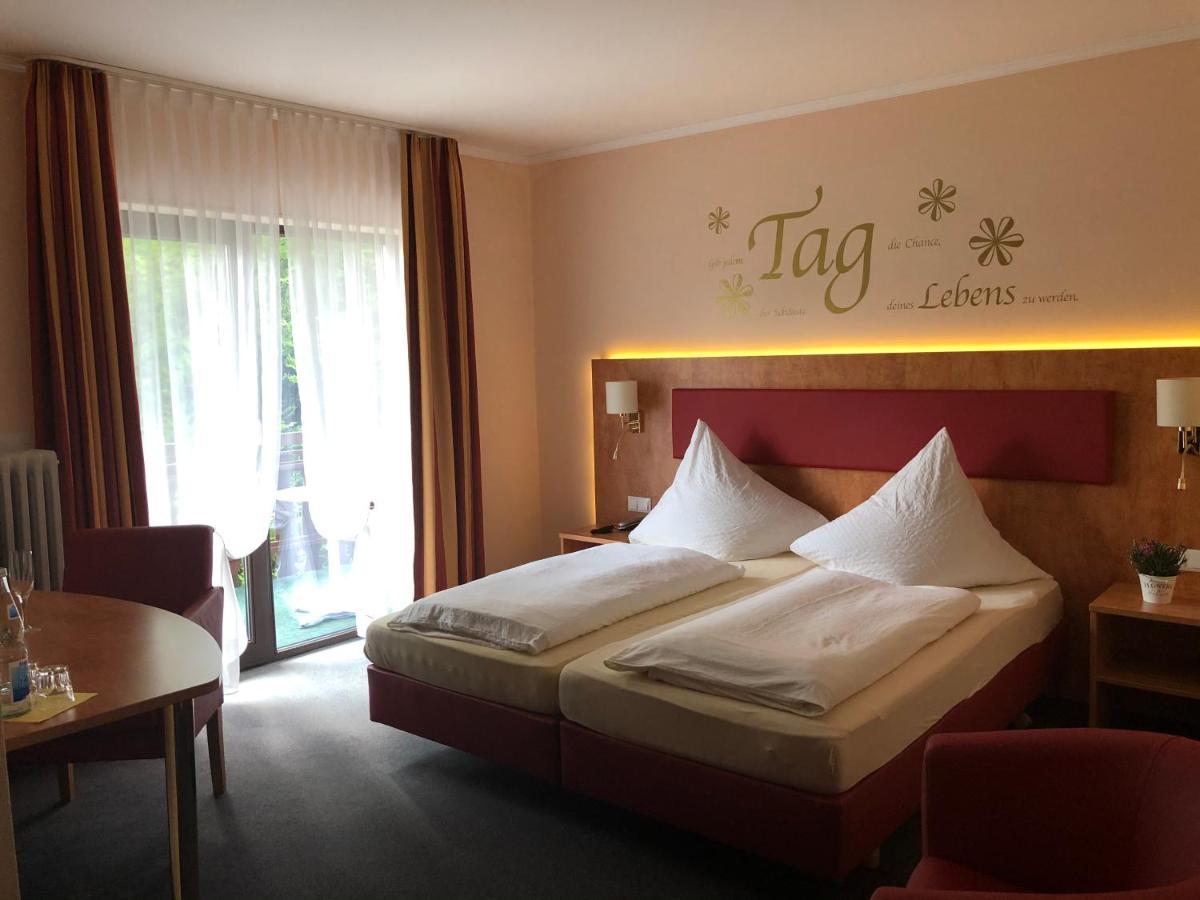 Hotel Haefner Бад-Шёнборн Экстерьер фото
